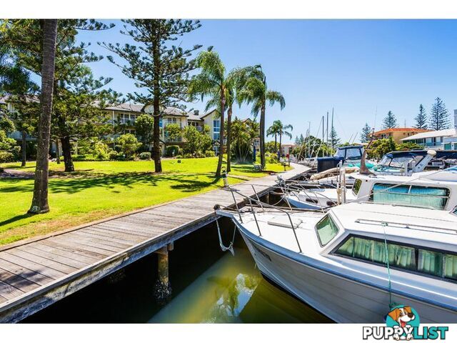 10/37 Bayview Street Runaway Bay QLD 4216