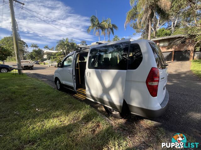 2017 Hyundai iMax UNSPECIFIED UNSPECIFIED Van Automatic