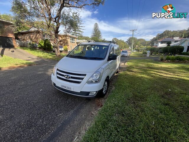 2017 Hyundai iMax UNSPECIFIED UNSPECIFIED Van Automatic