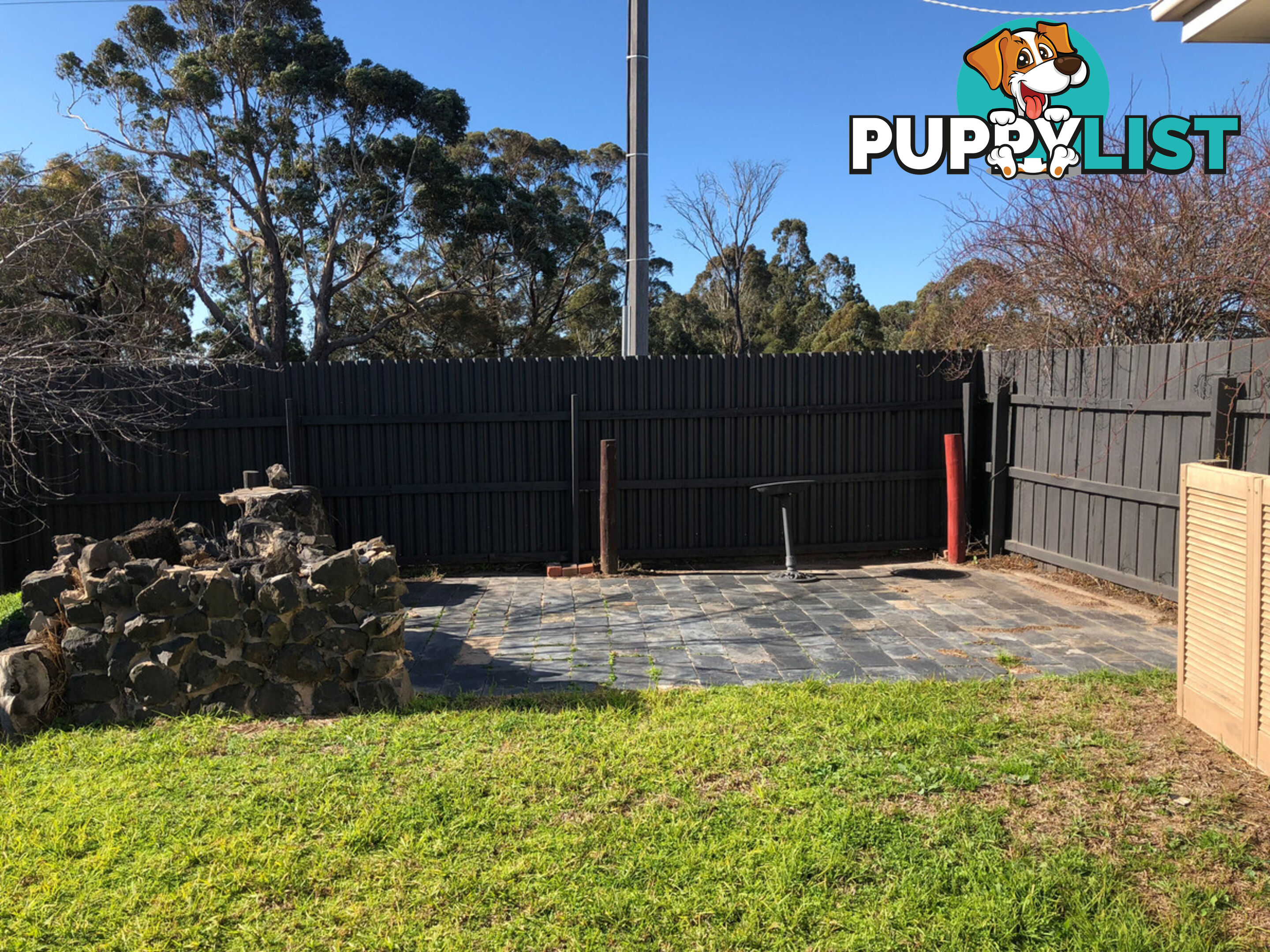 12 Munro Street MAFFRA VIC 3860