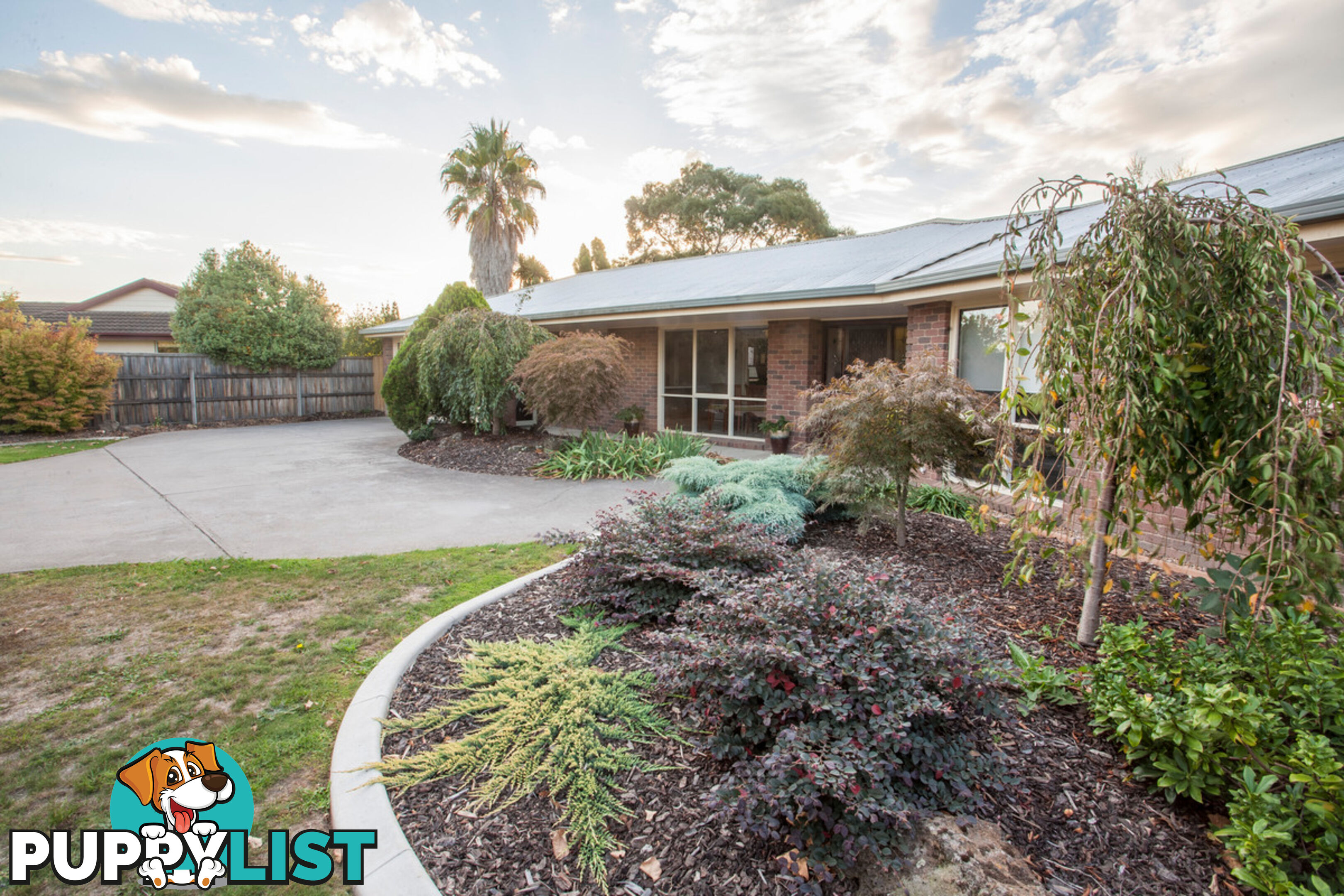 16 Yvette Close SALE VIC 3850