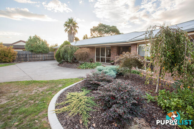 16 Yvette Close SALE VIC 3850