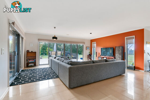 5-7 Millicent Court SALE VIC 3850