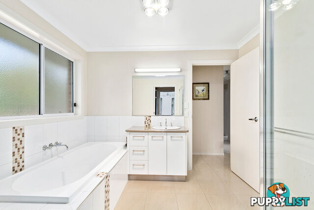 66 Landy Street BRIAGOLONG VIC 3860