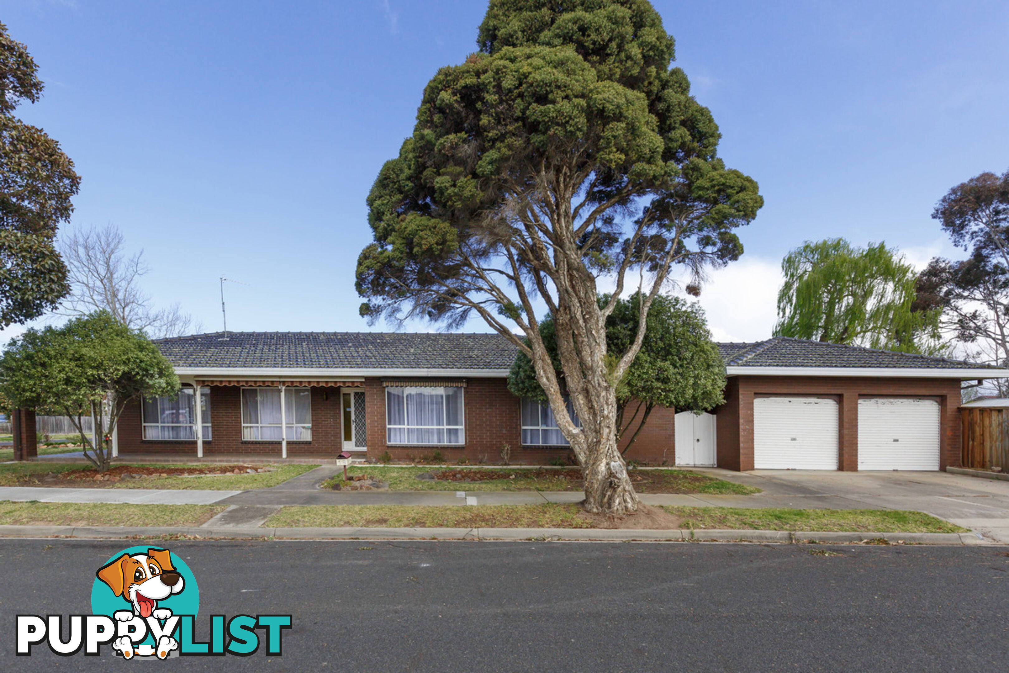 18 Valentine Crescent SALE VIC 3850