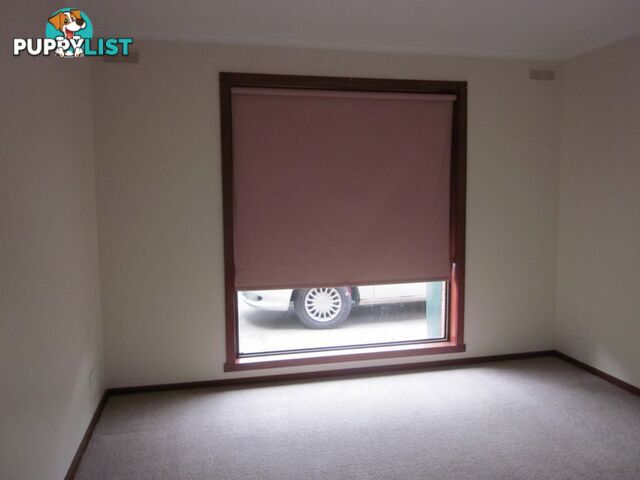 2/10 Glass Street SALE VIC 3850