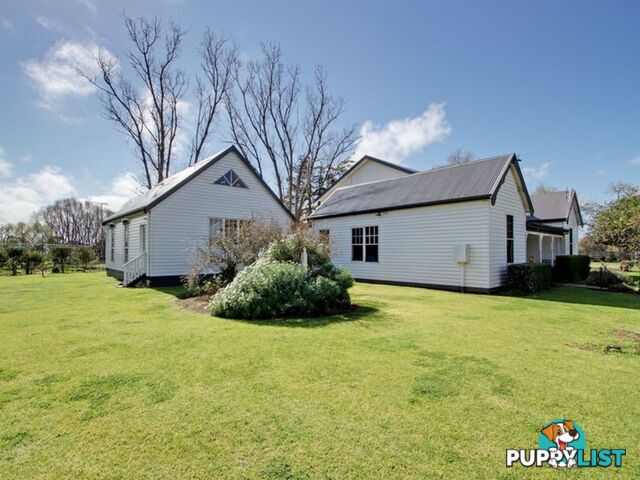 128 Gibsons Road SALE VIC 3850