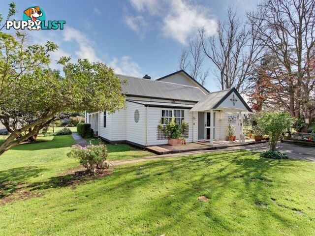 128 Gibsons Road SALE VIC 3850