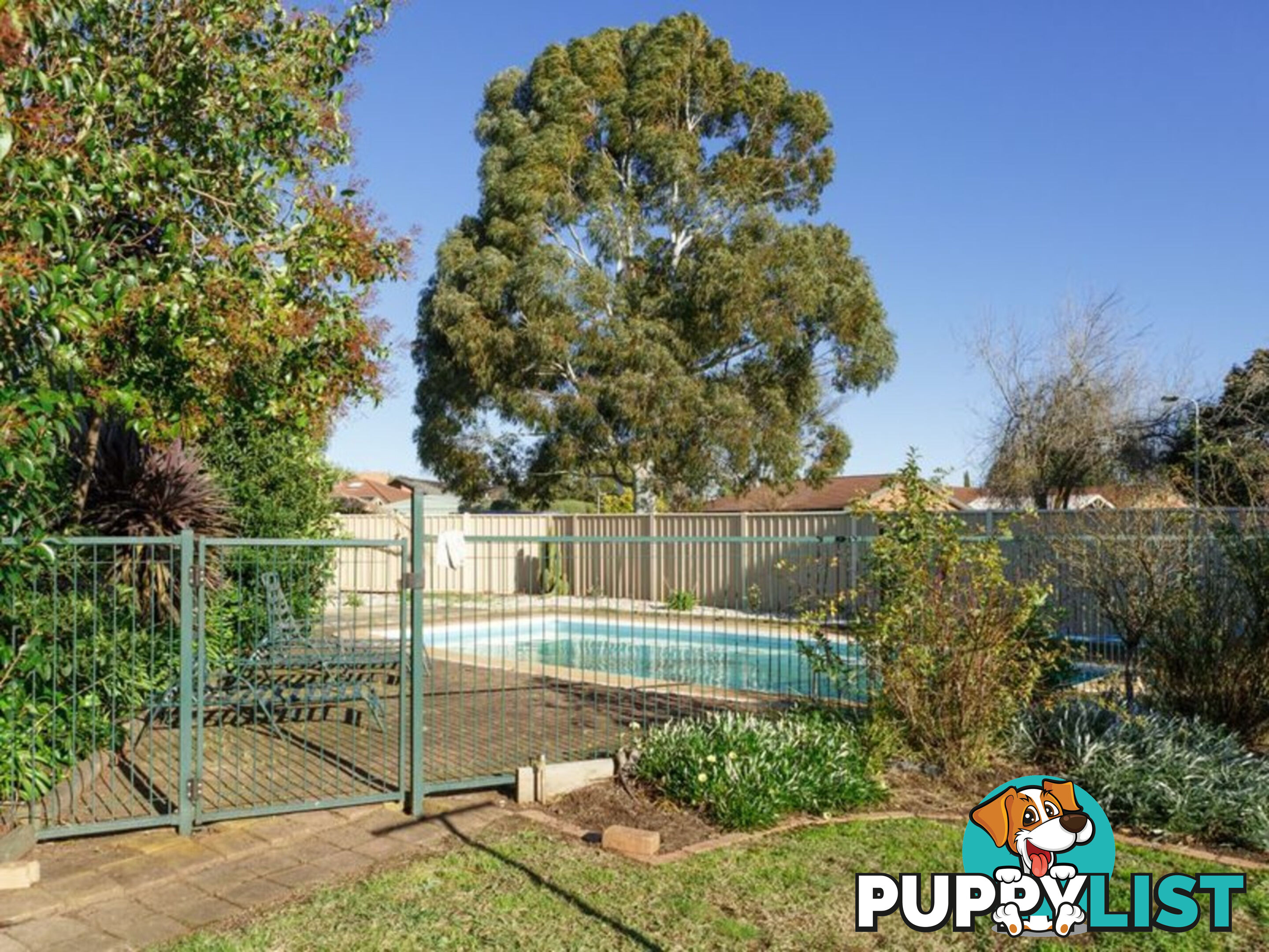 8 Julie Court SALE VIC 3850