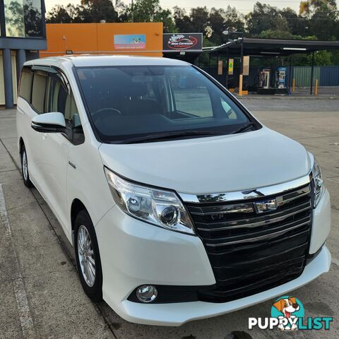 2015 Toyota Noah ZWR80 G Van Automatic