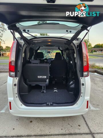 2015 Toyota Noah ZWR80 G Van Automatic