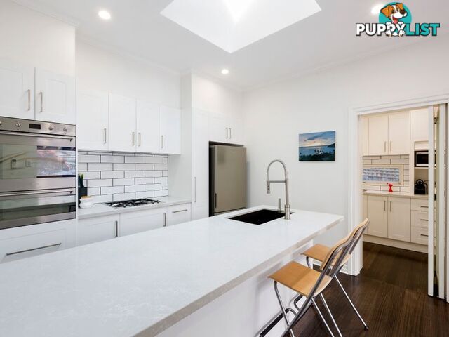 30 Woodlands Avenue CAMBERWELL VIC 3124