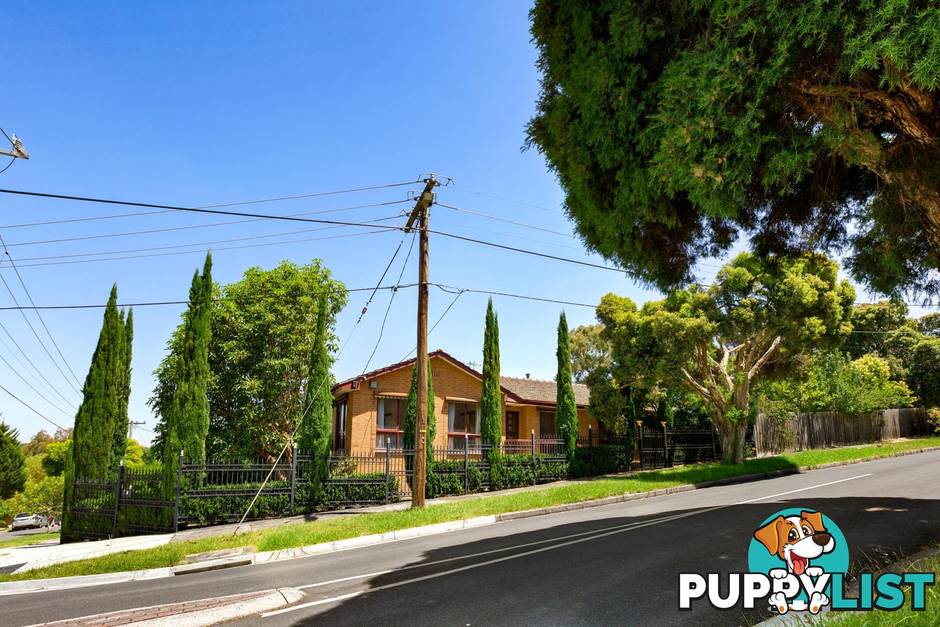 1 Larkspur Avenue DONCASTER VIC 3108