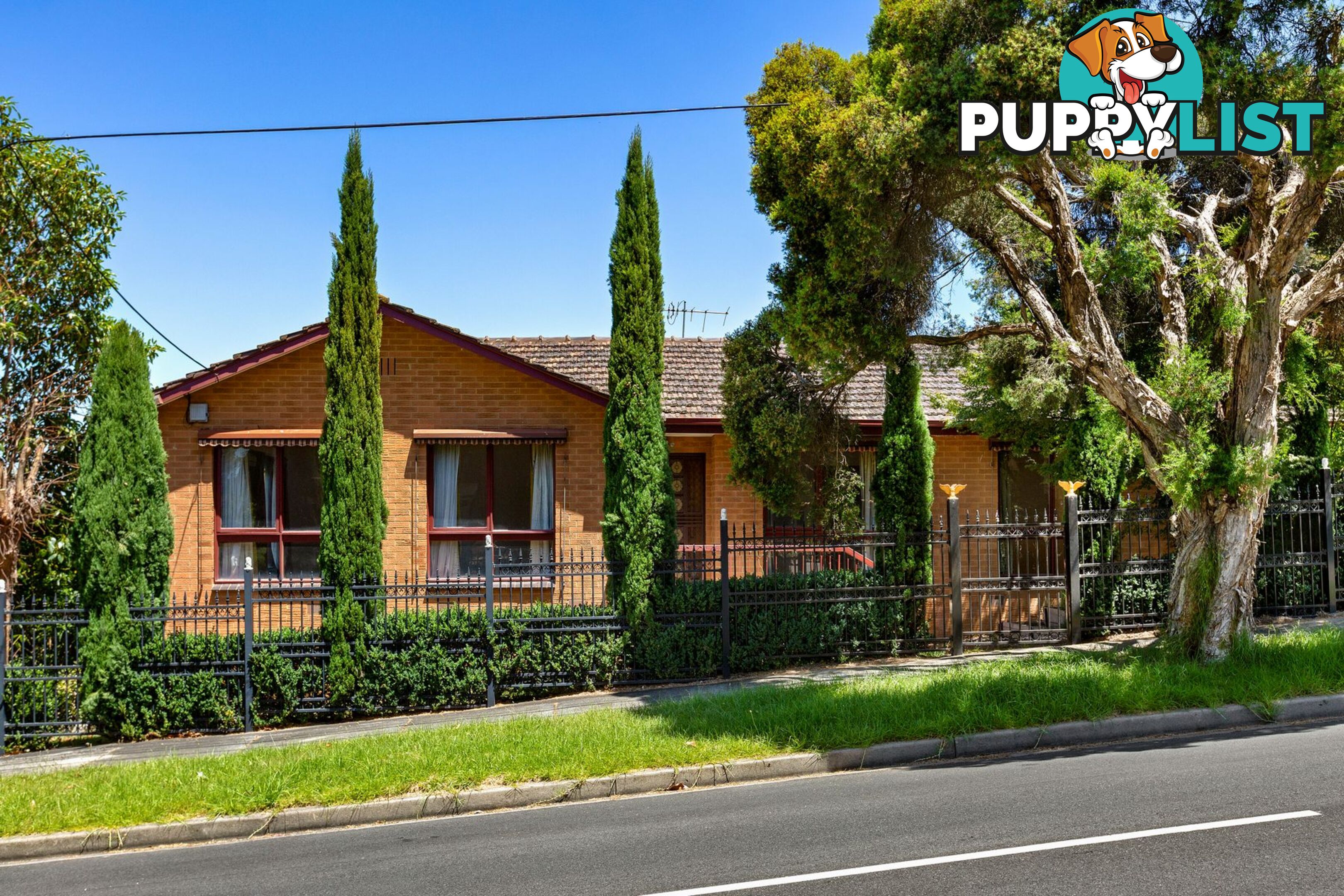 1 Larkspur Avenue DONCASTER VIC 3108