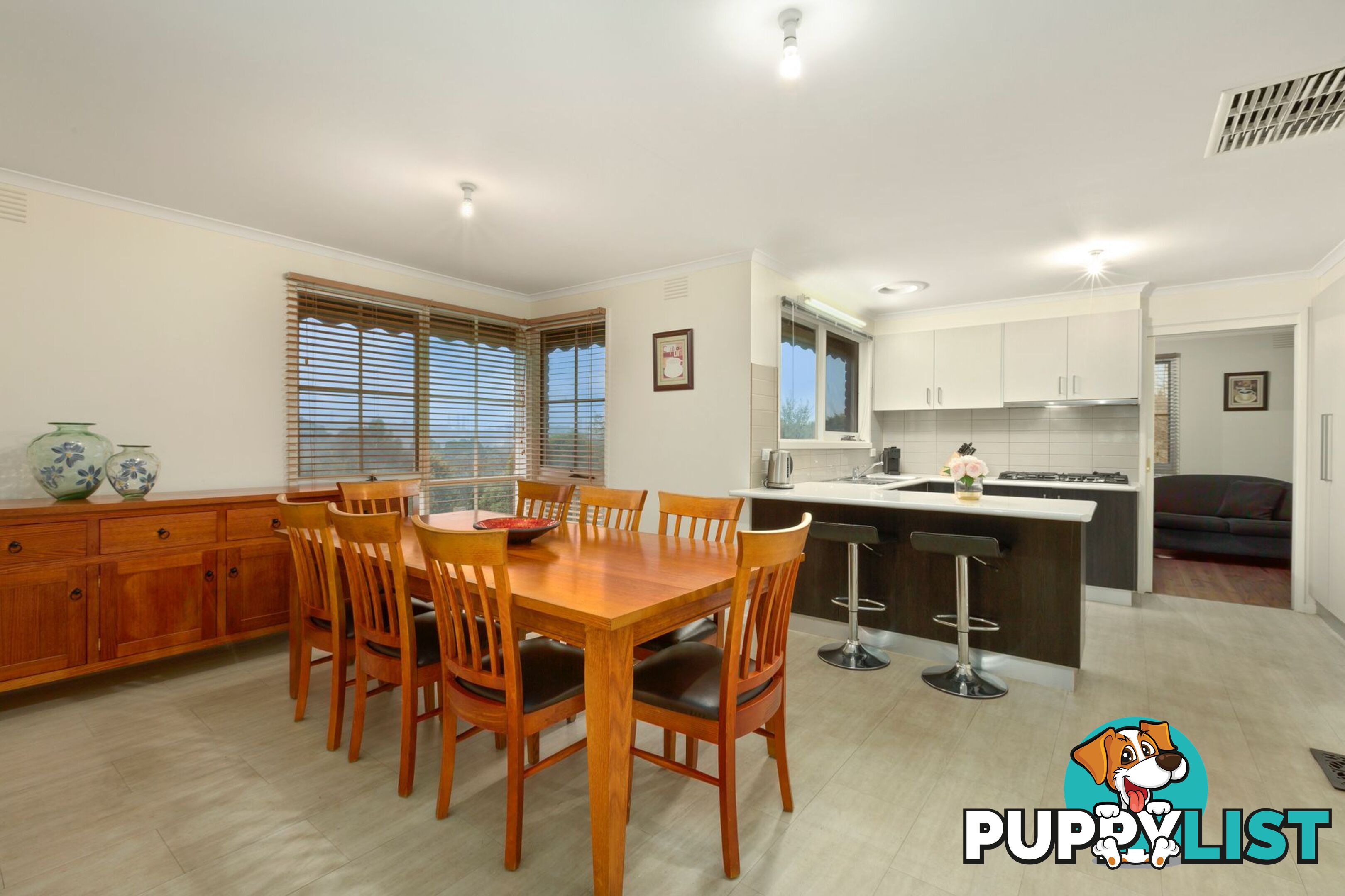 18 Oran Court DONCASTER EAST VIC 3109