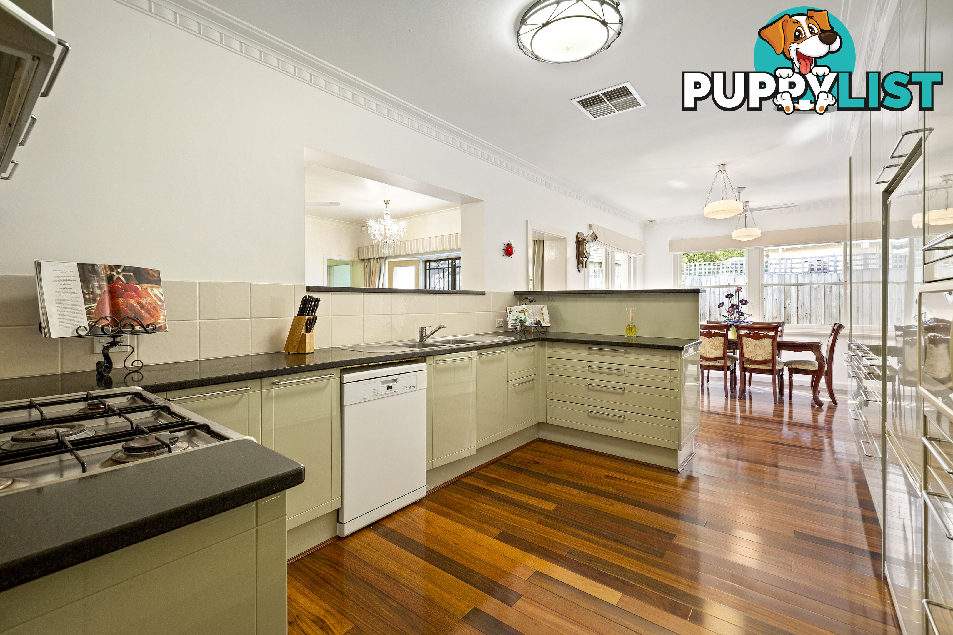 1 Parkside Avenue BOX HILL VIC 3128