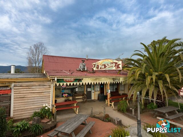 Pie Shop Loftus Street BEMBOKA NSW 2550