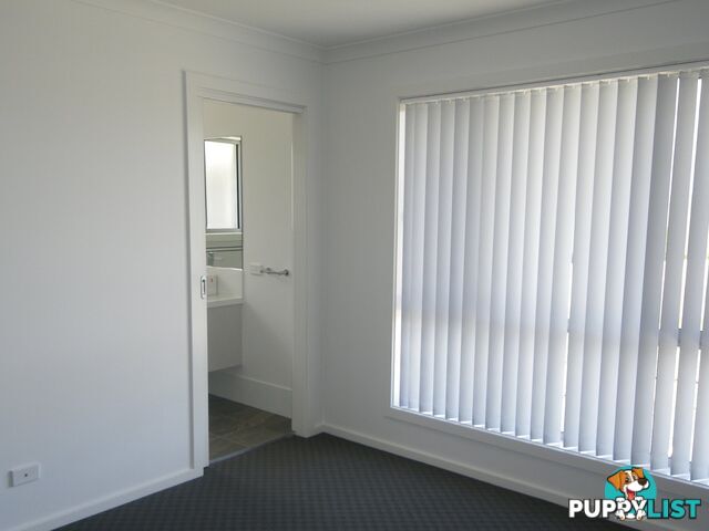 6 Box Close BEGA NSW 2550