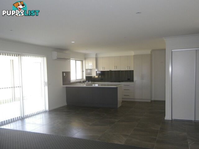 6 Box Close BEGA NSW 2550