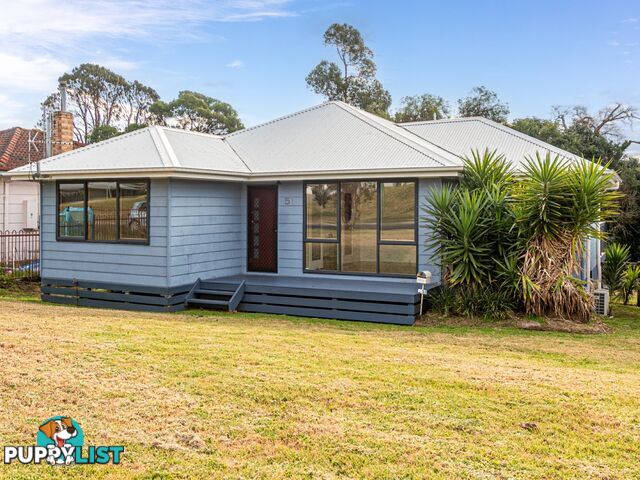 51 Howard Avenue BEGA NSW 2550