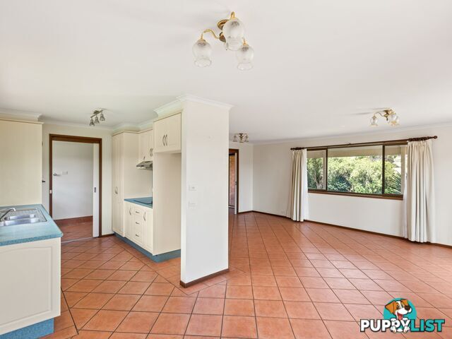 16 Laws Drive BEGA NSW 2550