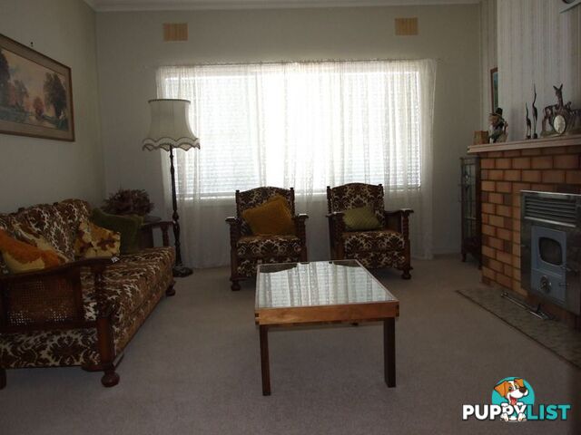 82 Upper Street BEGA NSW 2550