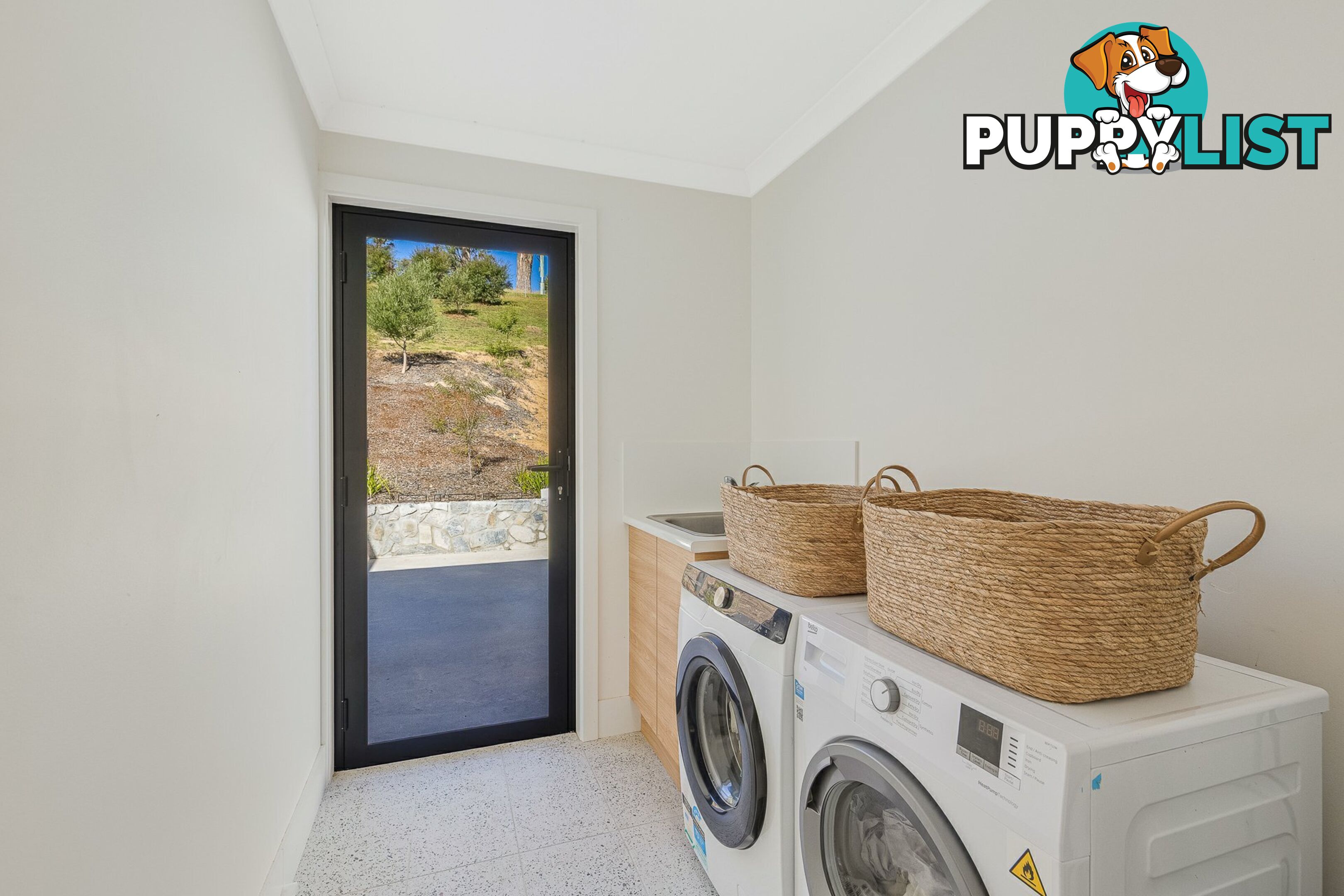 17 Wumbalwarra Drive BEGA NSW 2550