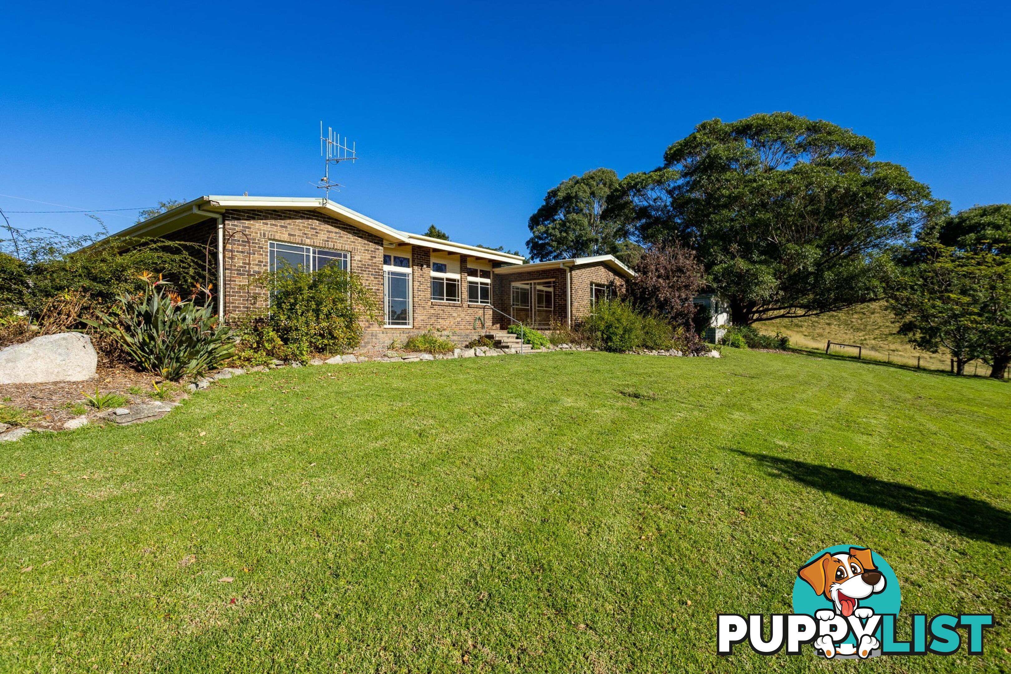 64 Narrawa Place BEGA NSW 2550