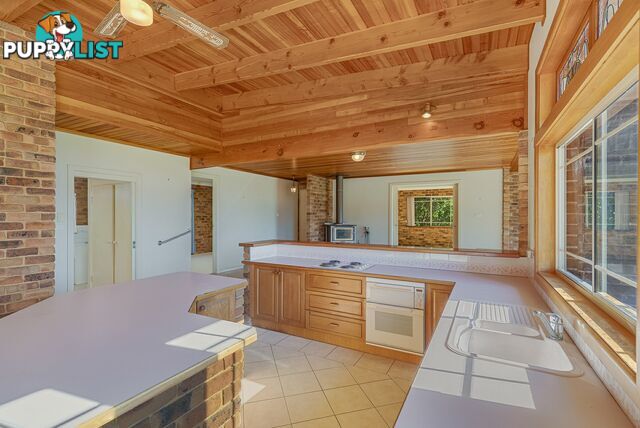 64 Narrawa Place BEGA NSW 2550