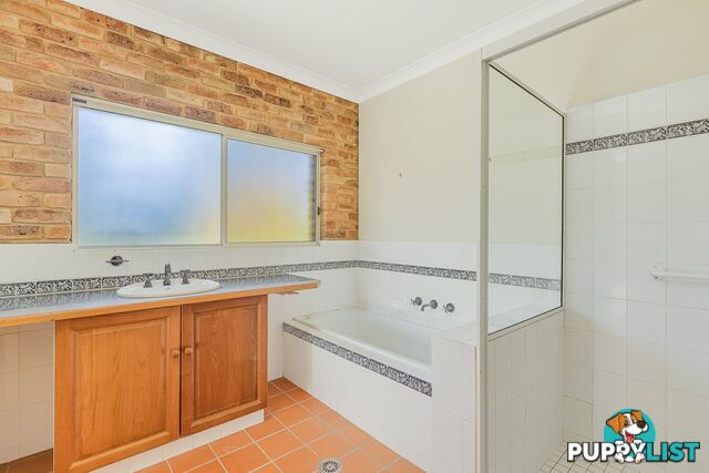 64 Narrawa Place BEGA NSW 2550