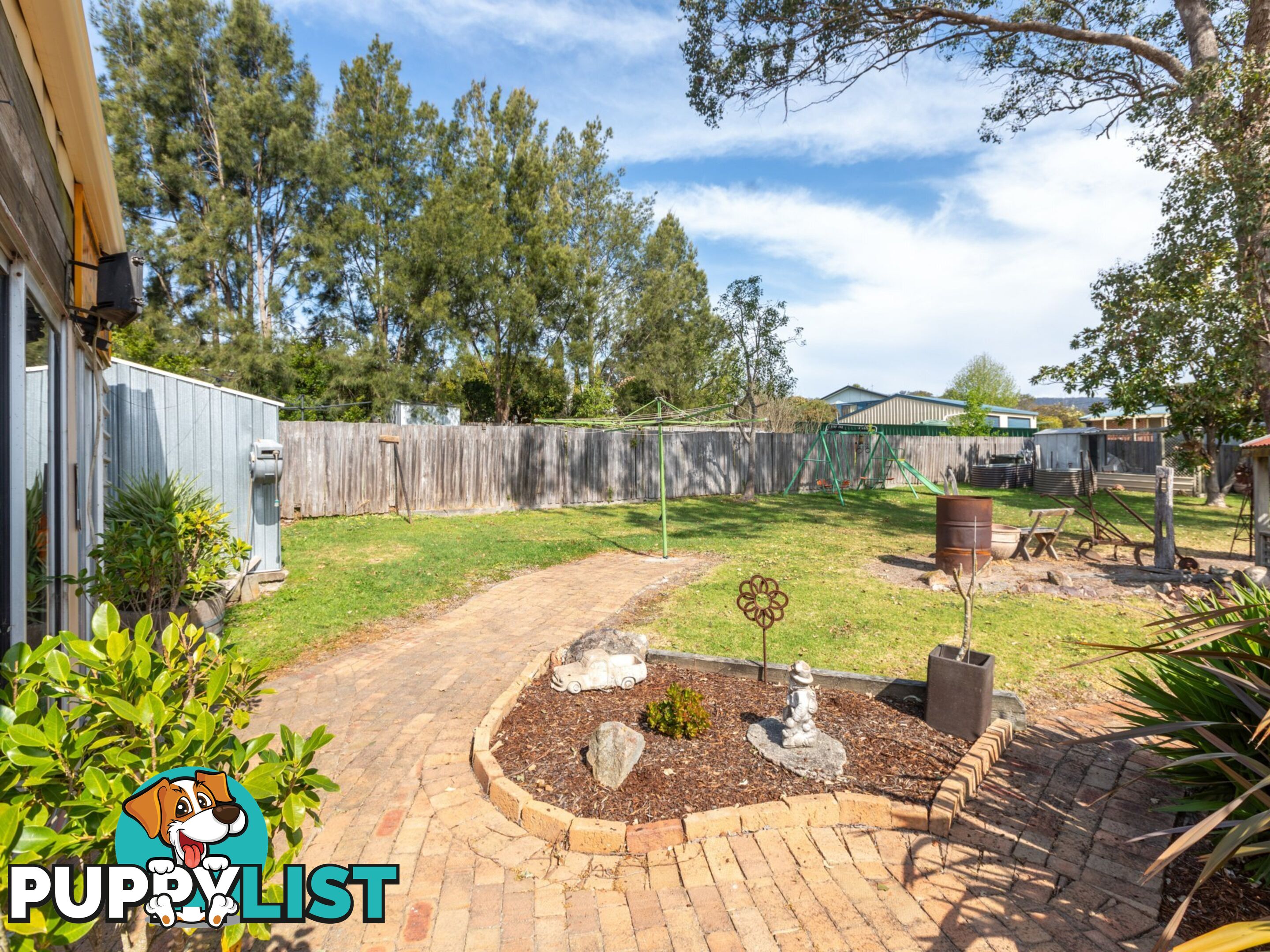 16 Clarke Street WOLUMLA NSW 2550