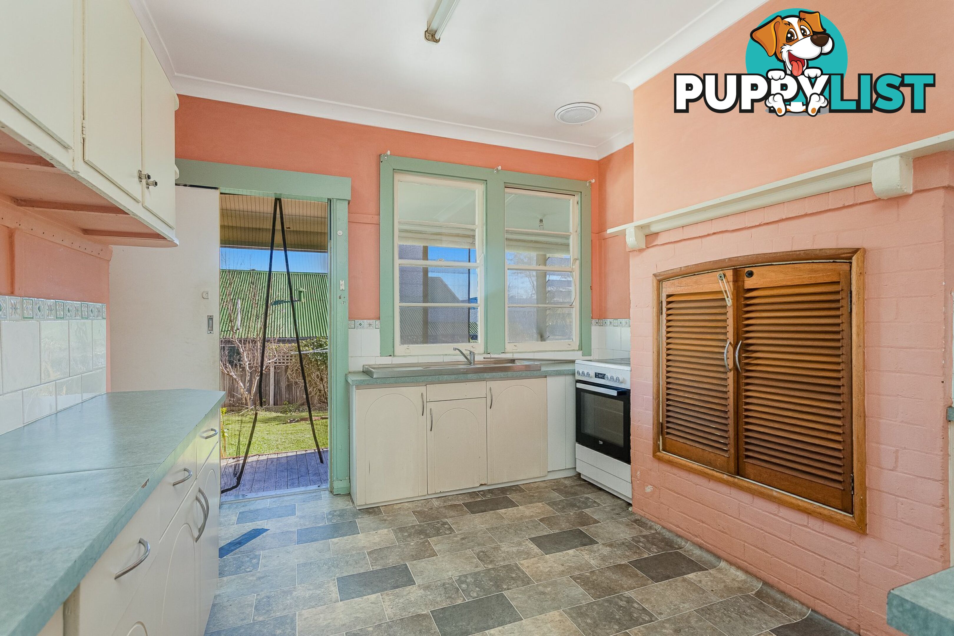 84 Upper Street BEGA NSW 2550