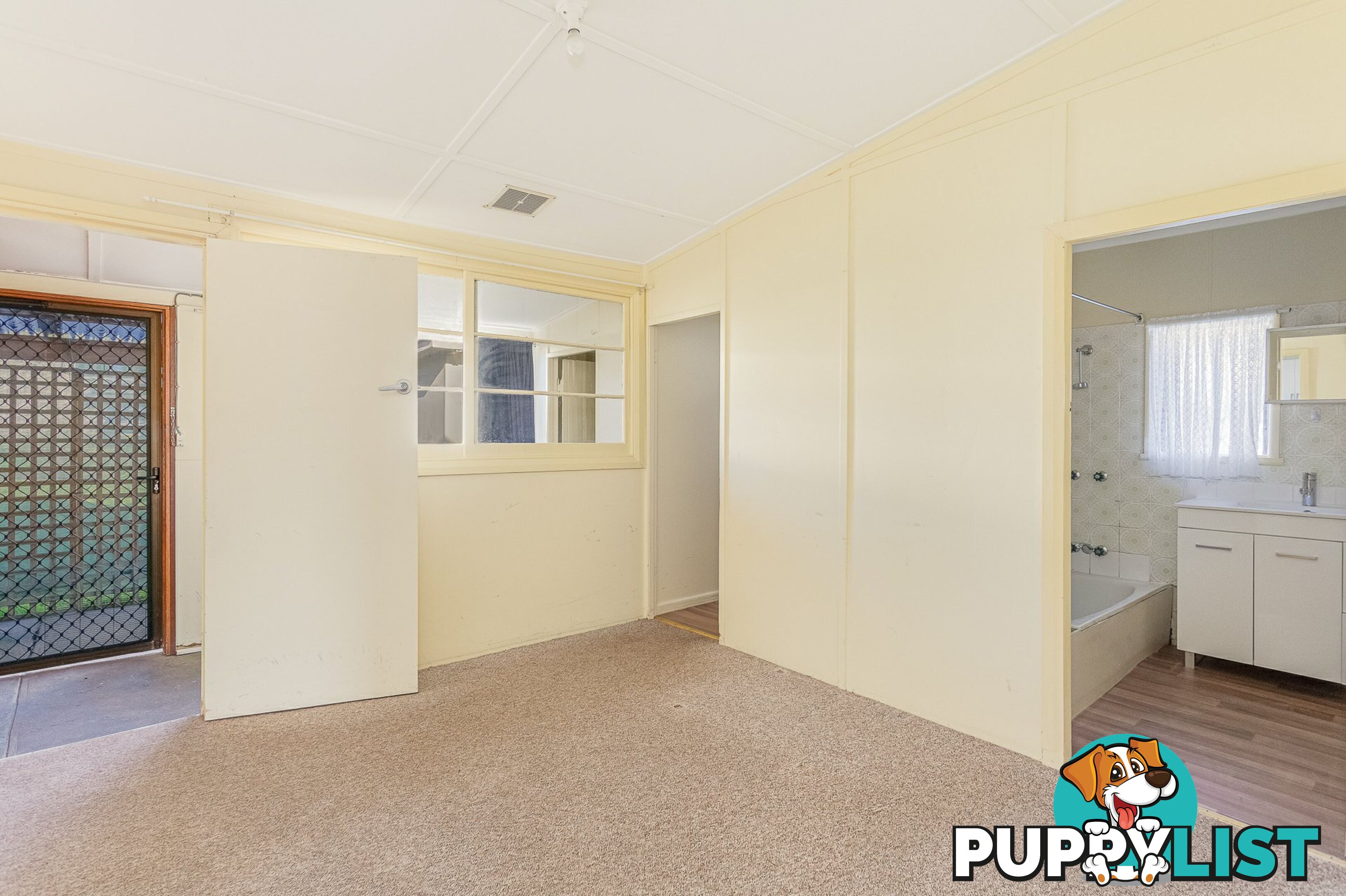 90 Upper Street BEGA NSW 2550