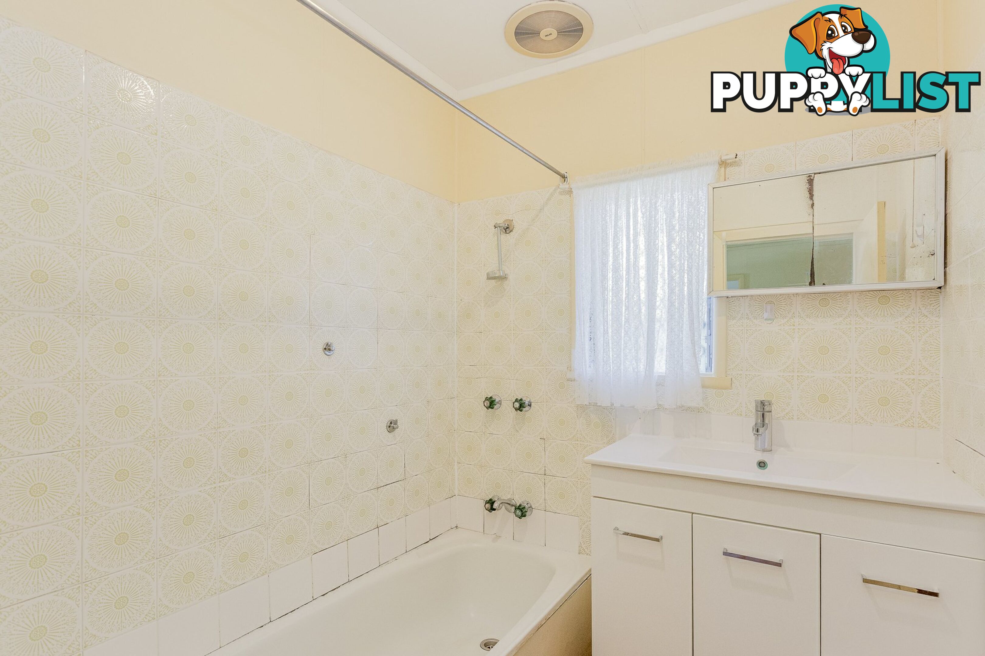 90 Upper Street BEGA NSW 2550