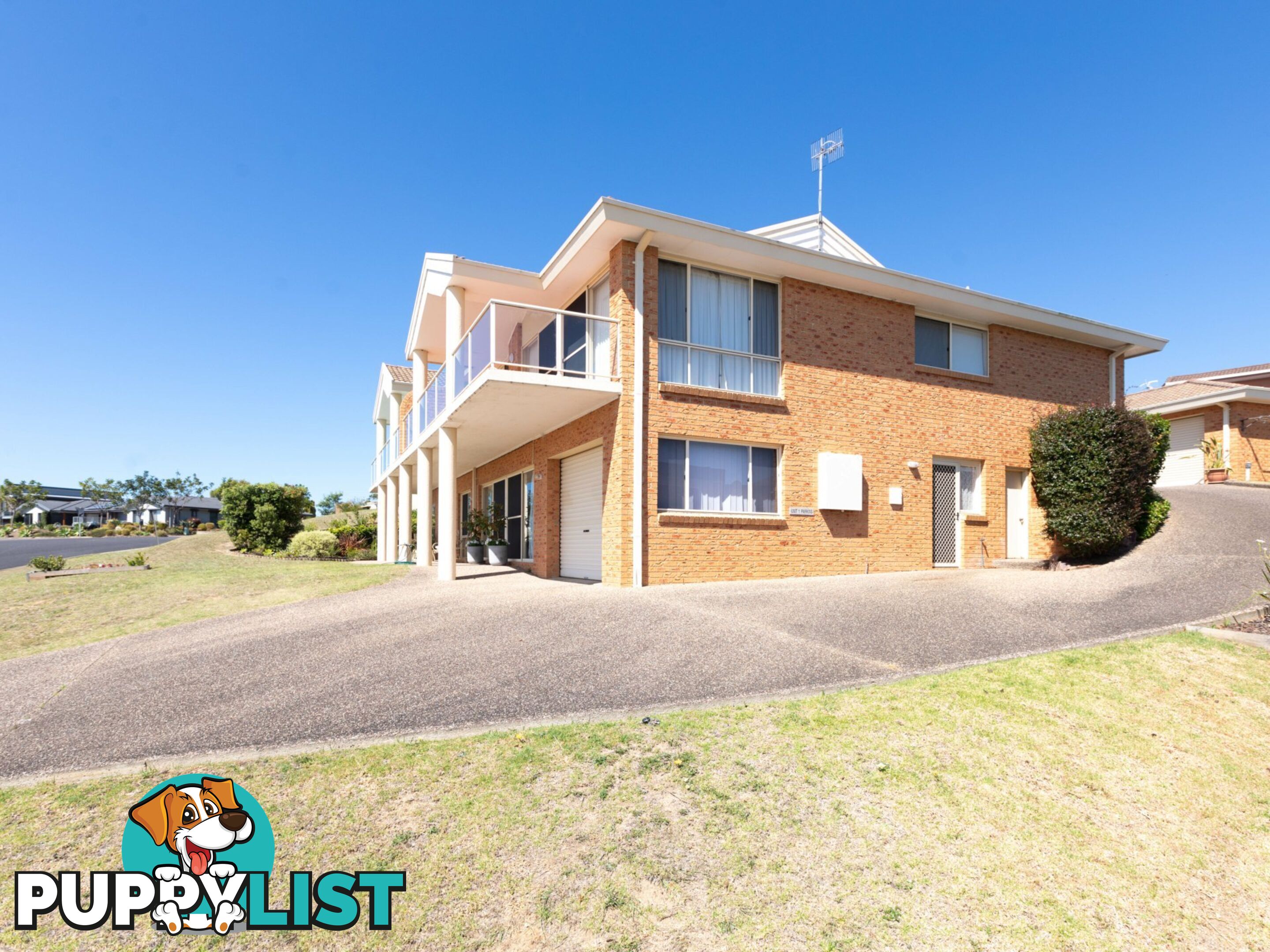 Unit 1/8 The Fairway TURA BEACH NSW 2548