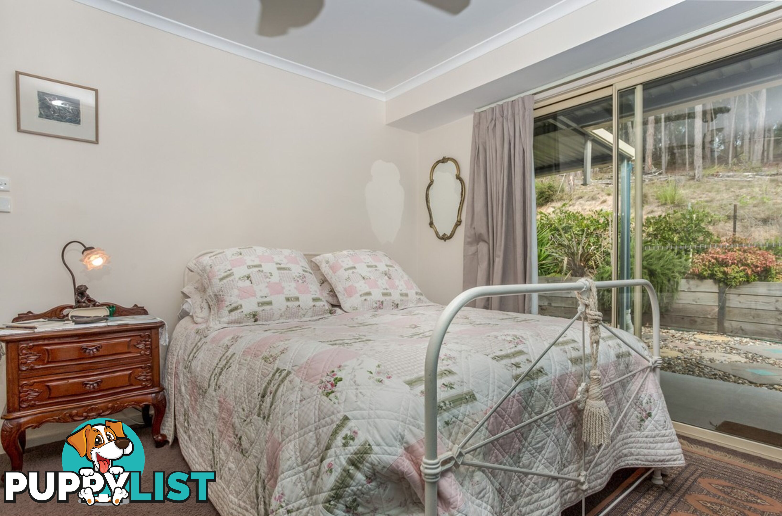 10 Ferntree Lane WALLAGOOT NSW 2550