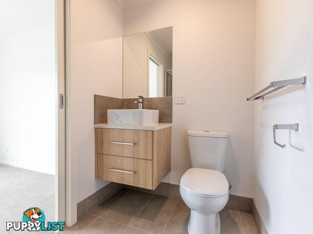 1/2 Kurrajong Crescent KALARU NSW 2550