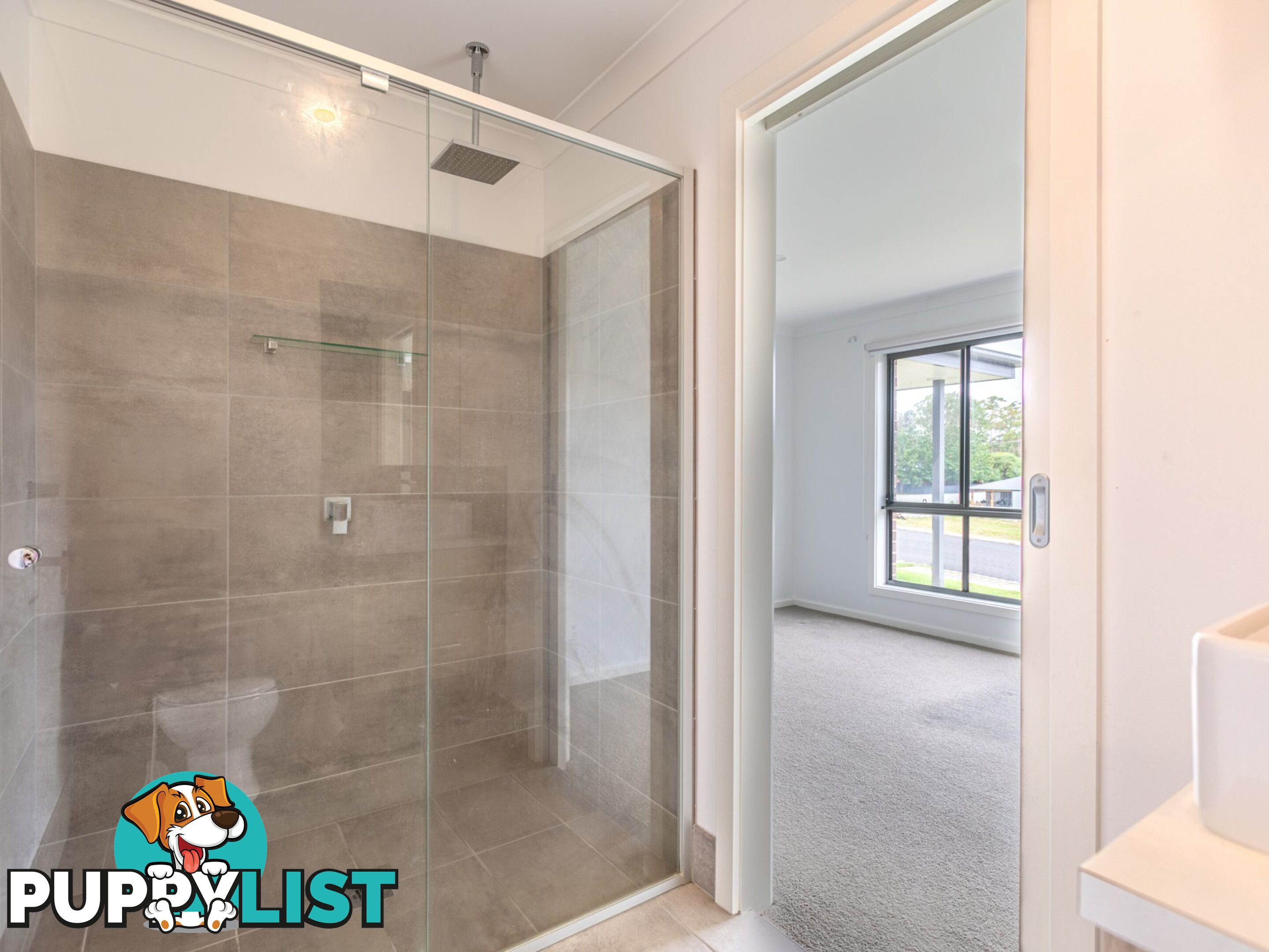1/2 Kurrajong Crescent KALARU NSW 2550