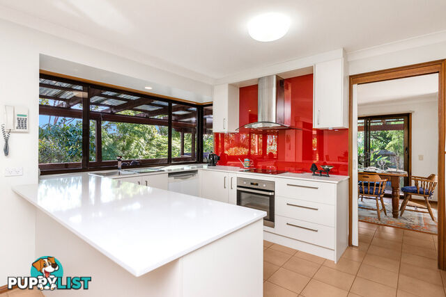 4 Erindale Court HELENSVALE QLD 4212