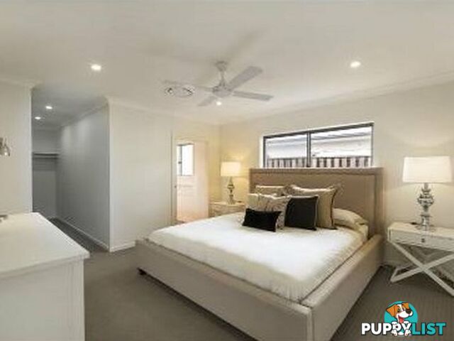 21 Bunderoo Circuit PIMPAMA QLD 4209