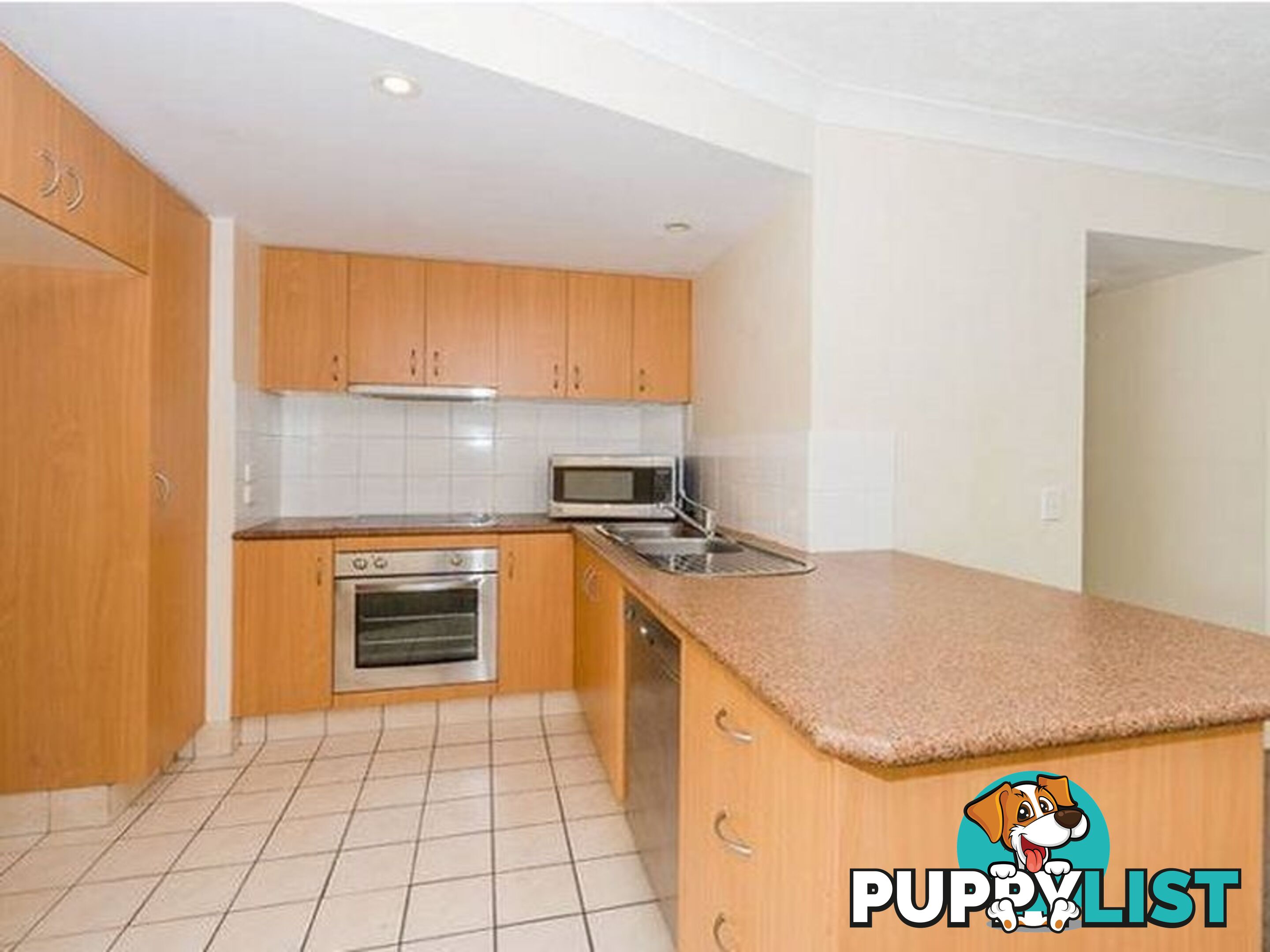 4/32 Bath Street LABRADOR QLD 4215