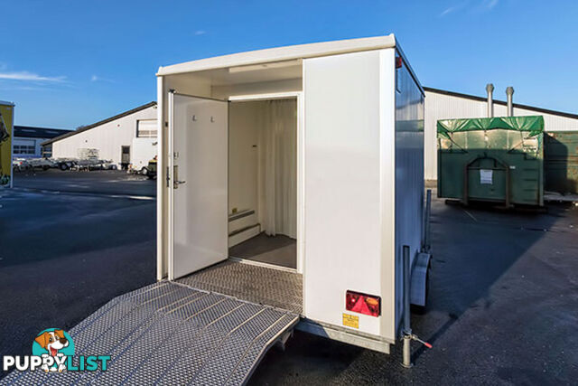 SCANVOGN - 320 ACCESSIBLE BATHROOM TRAILER