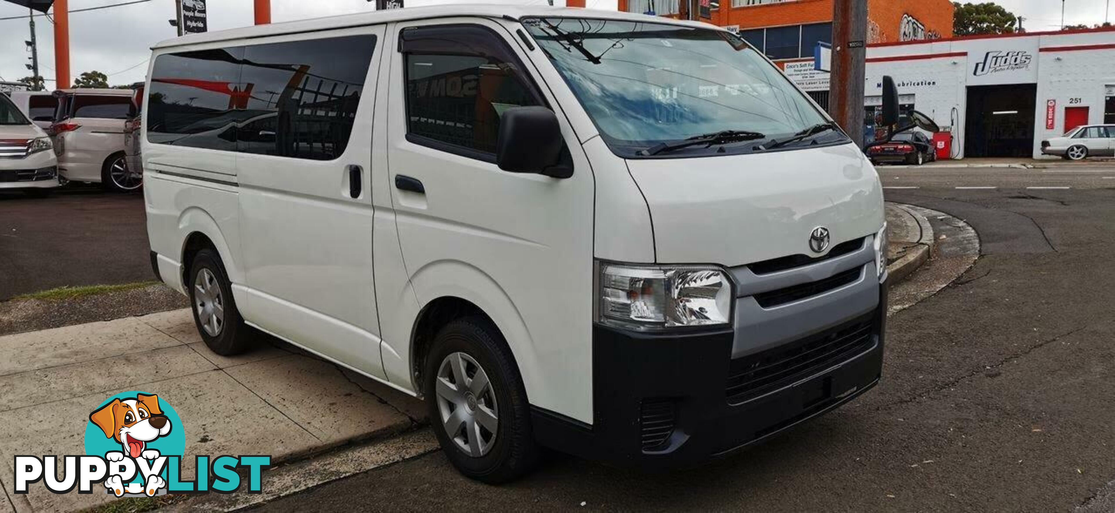 2017 TOYOTA HIACE DX  -