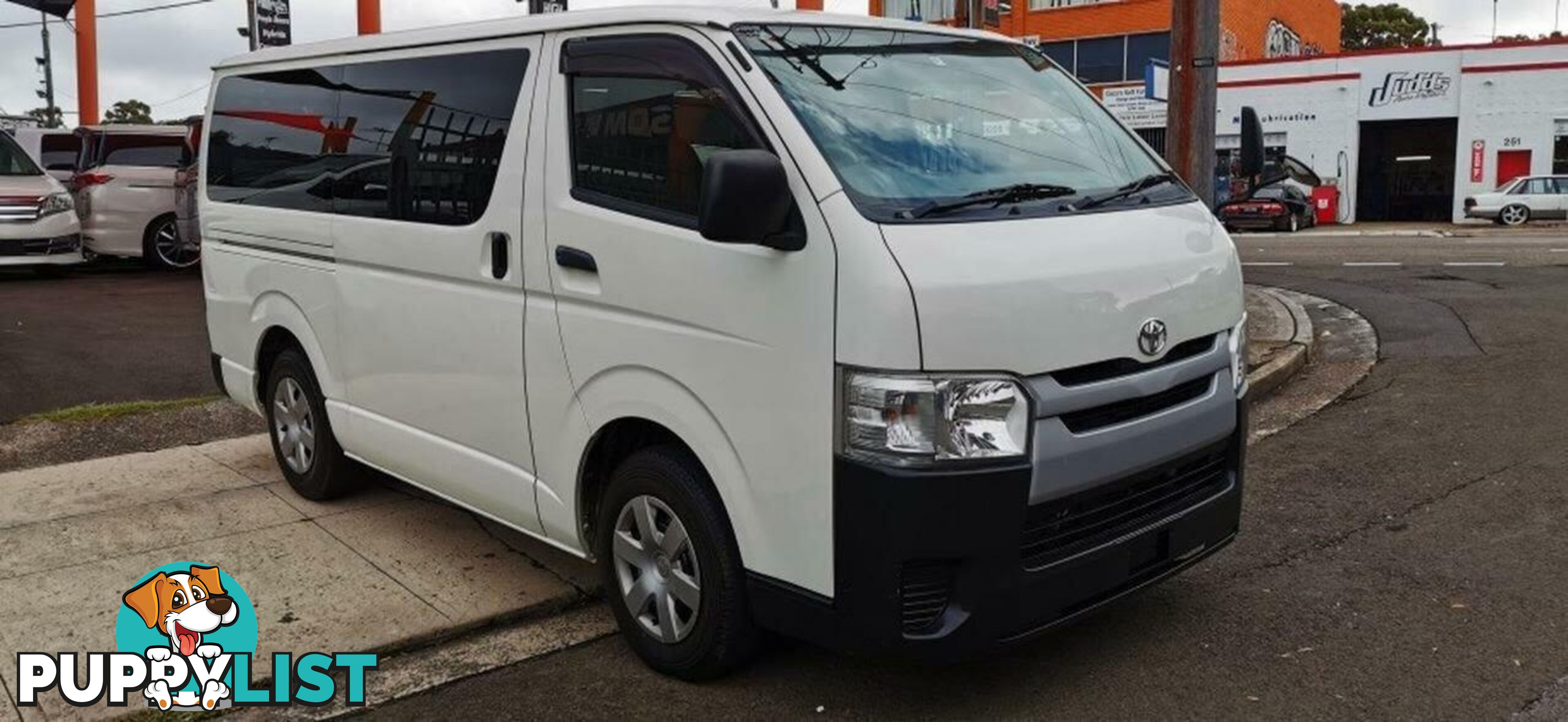 2017 TOYOTA HIACE DX  -