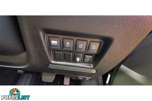 2010 NISSAN ELGRAND   OTHERCAR