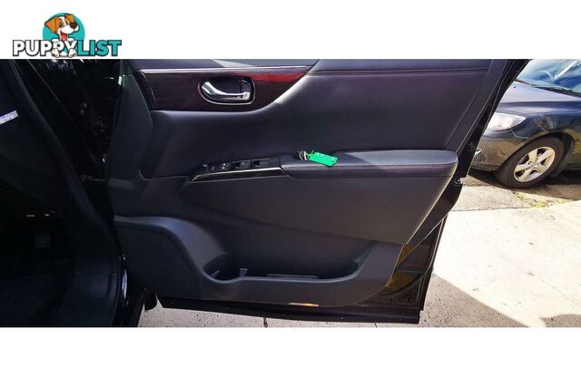 2010 NISSAN ELGRAND   OTHERCAR