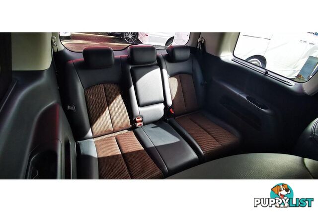 2010 NISSAN ELGRAND   OTHERCAR