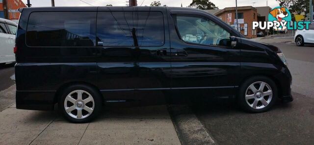 2009 NISSAN ELGRAND HIGHWAY STAR  COMMERCIAL