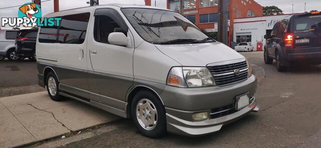 2001 TOYOTA GRANVIA (NO BADGE)  COMMERCIAL