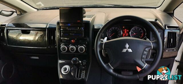 2008 MITSUBISHI DELICA D:5 ROADEST  COMMERCIAL